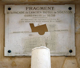 P1280172 Paris IV credit municipal hotel Nouvion plaque rwk.jpg